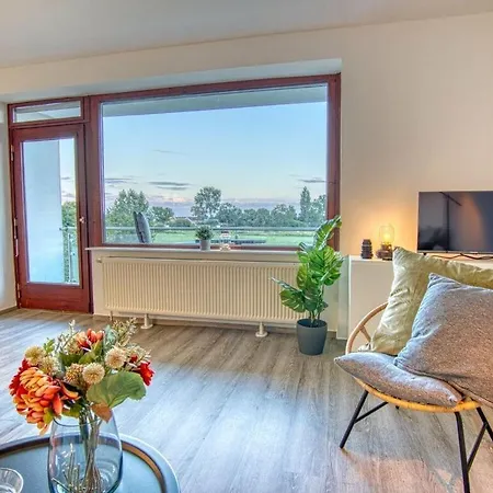 Sea-with-a-view 度假居